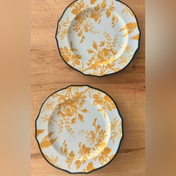 Gucci x Ginori Herbarium Porcelain Dessert Plate in Yellow, Set of 2 - Picture 3 of 5